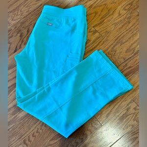 Figs NWT teal scrub Pants